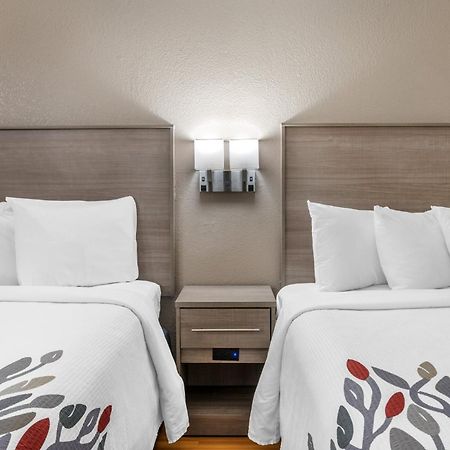 Red Roof Inn Greencastle South - Cloverdale Экстерьер фото