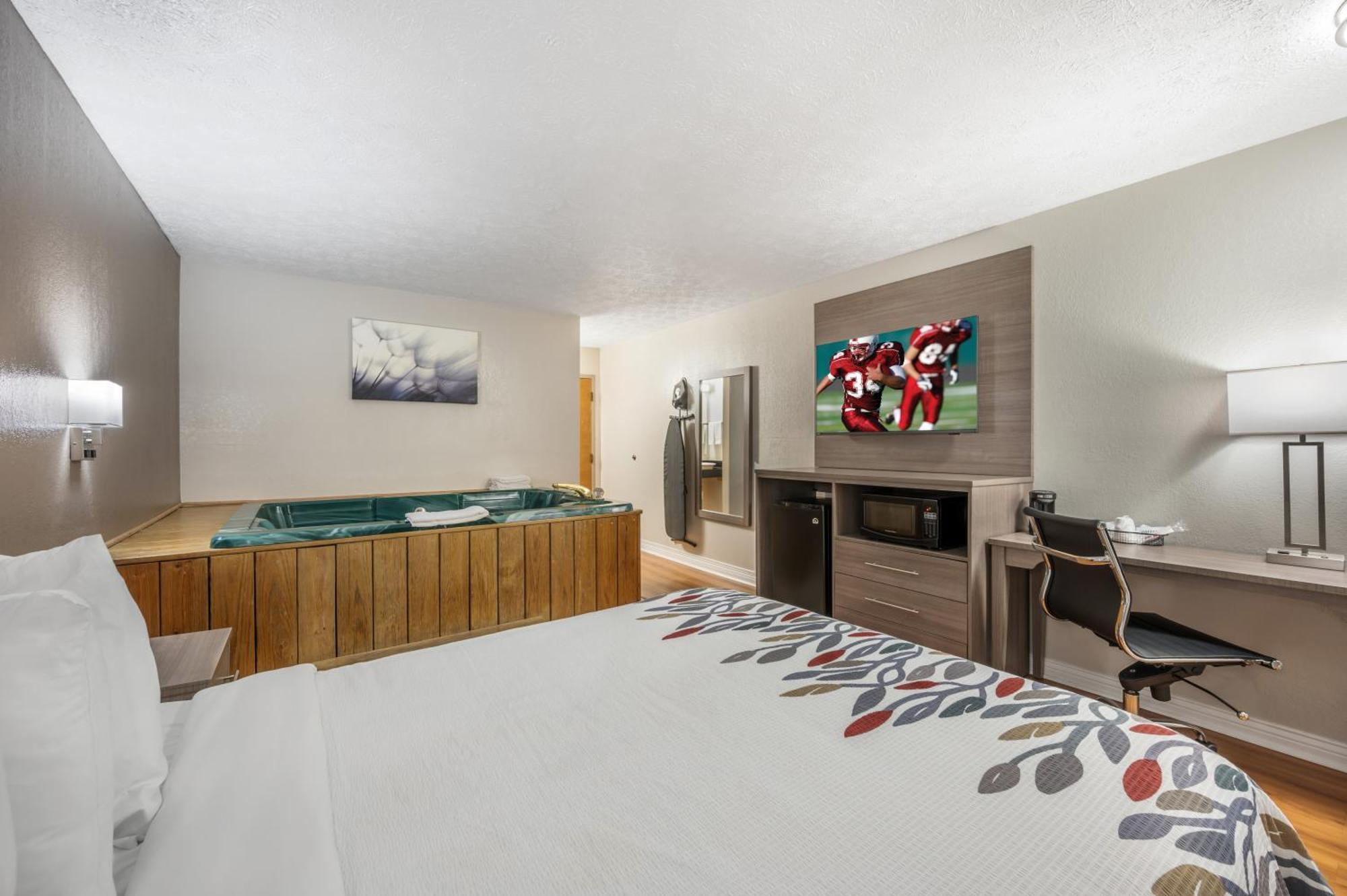 Red Roof Inn Greencastle South - Cloverdale Экстерьер фото